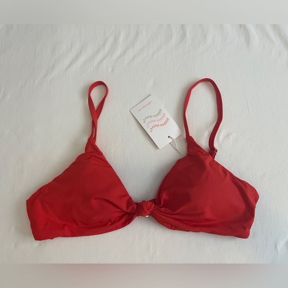 DIPPIN' DAISY'S Zen Knotted Triangle Bikini Top